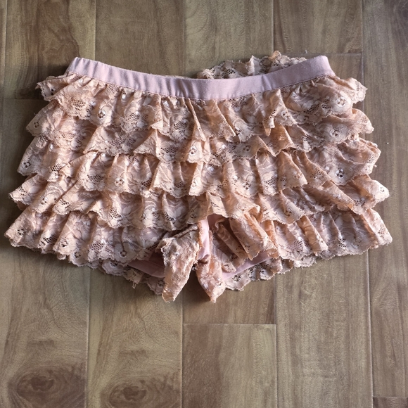 Forever 21 Pants - Forever 21 Lace Ruffle Shorts